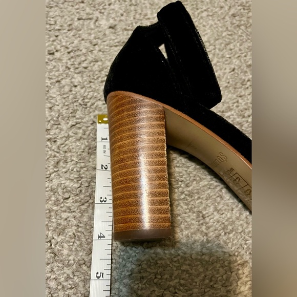 Soludos Black Velvet Ankle Strap Block Heels Size 8 - Picture 5 of 10